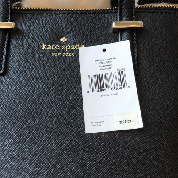 Kate spade purse!🤍 - Picture 4 of 7